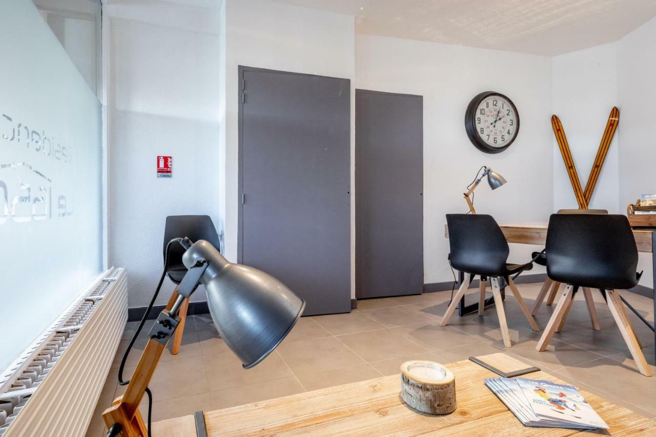 Aparthotel Le 1650 By Infini Mountain Les Orres Exterior foto